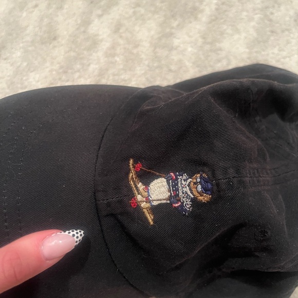 Polo bear hat - Picture 3 of 4